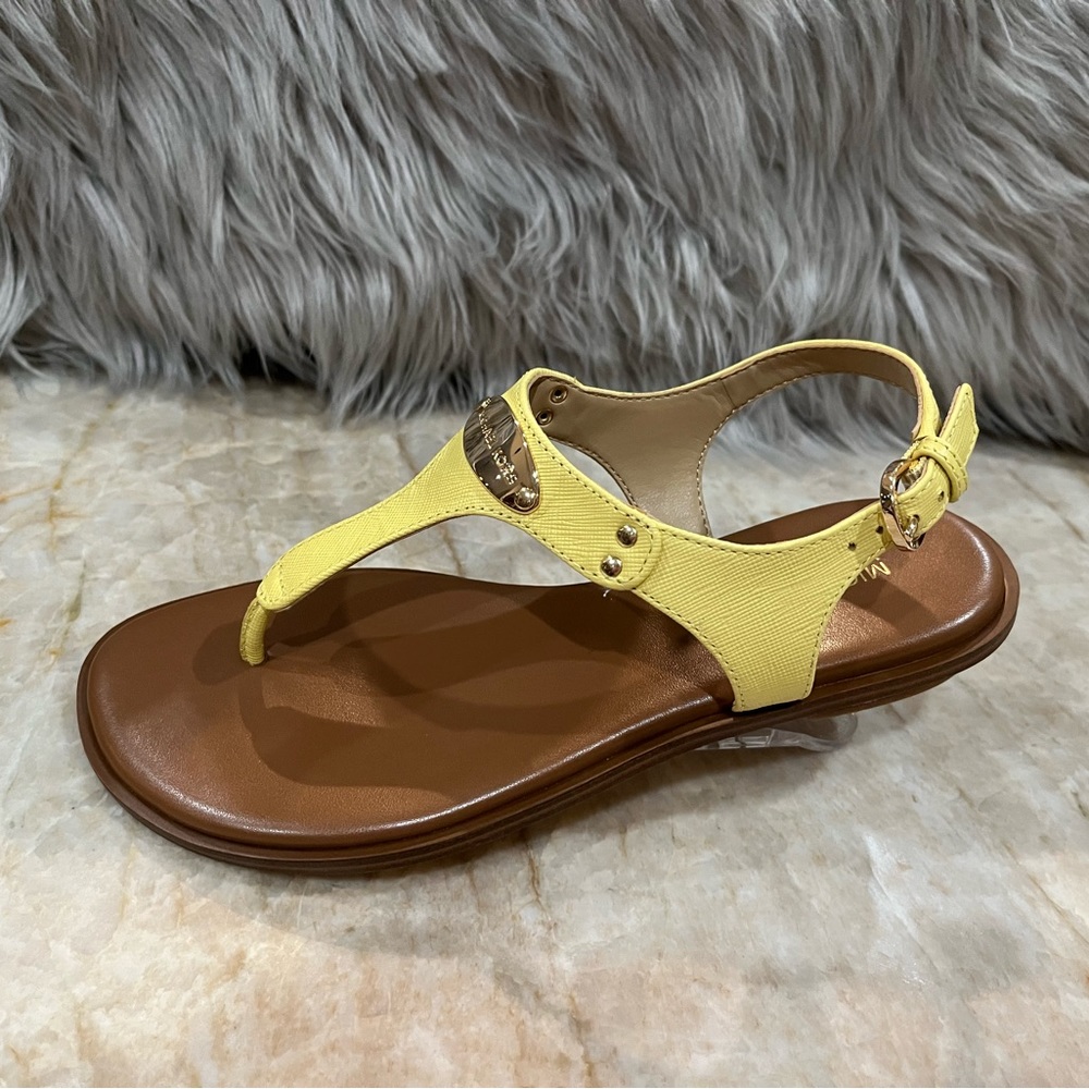 Michael Michael Kors Leather MK Plate Thong Sandals. New